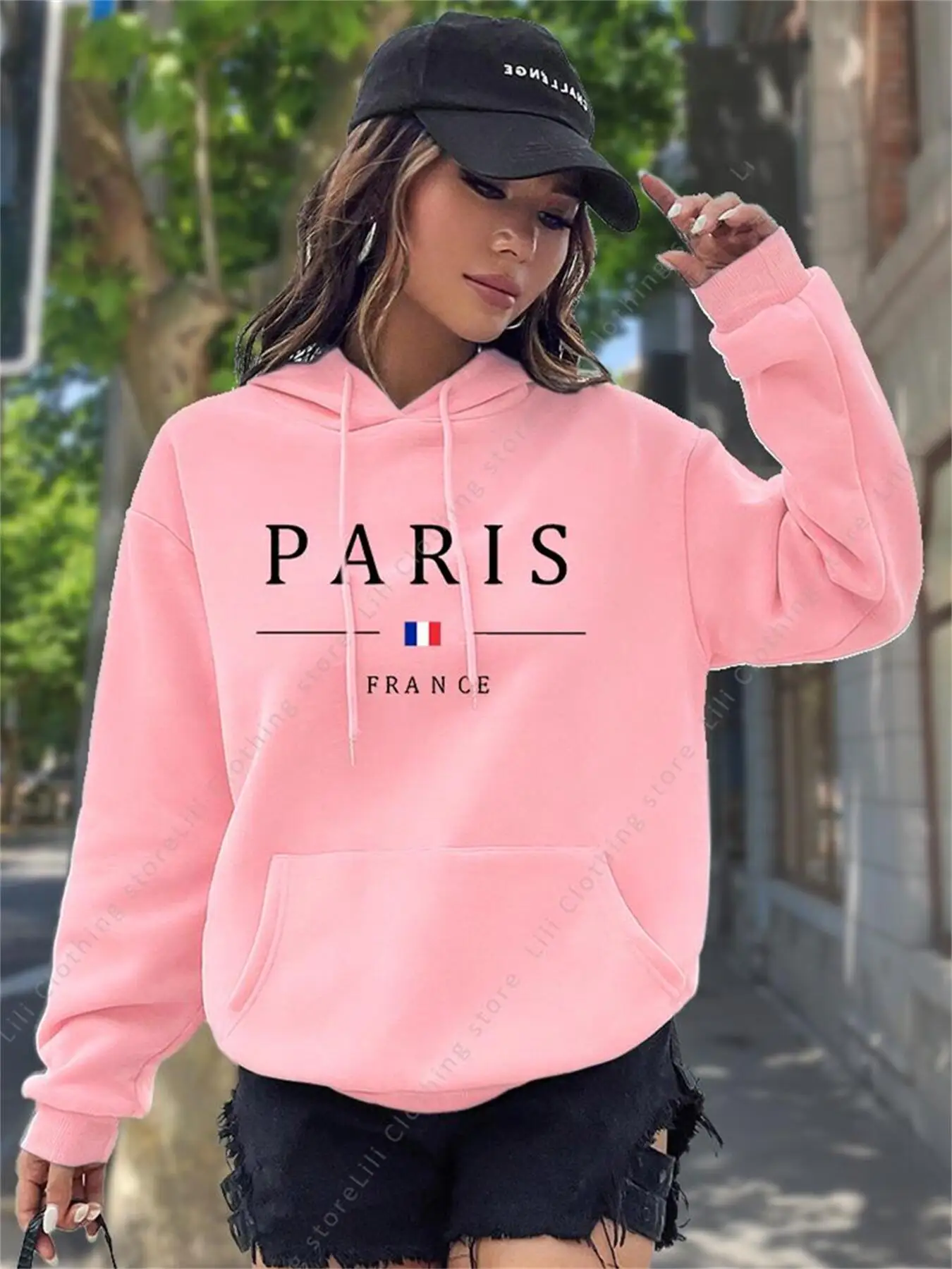 PARIS Graphic Letter Hoodies W - Winter Clothing Drawing recension och pris