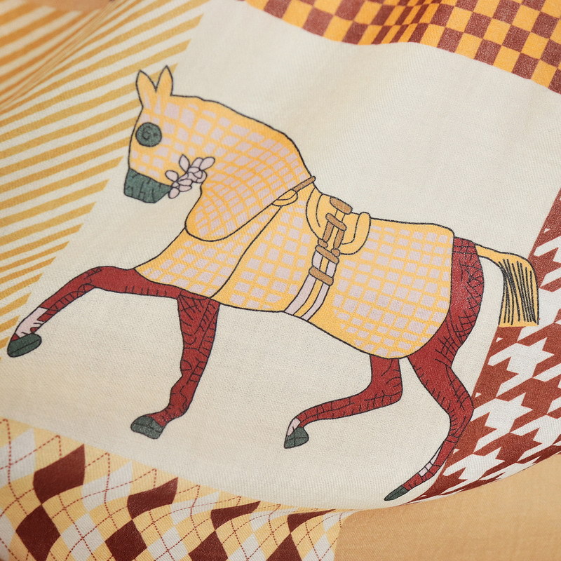 Horse Print Tassels Cashmere S - Winter Clothing Hong Kong recension och pris